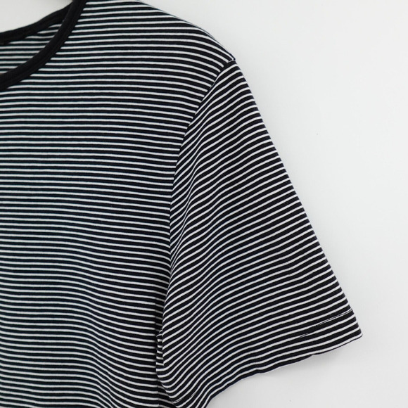 Lululemon 5 Year Basic Tee Mens XS Shirt Hyper Stripe Black/White Casual Commute - Picture 3 of 11
